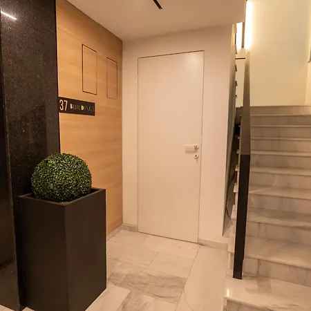 Urban 1 アパート *